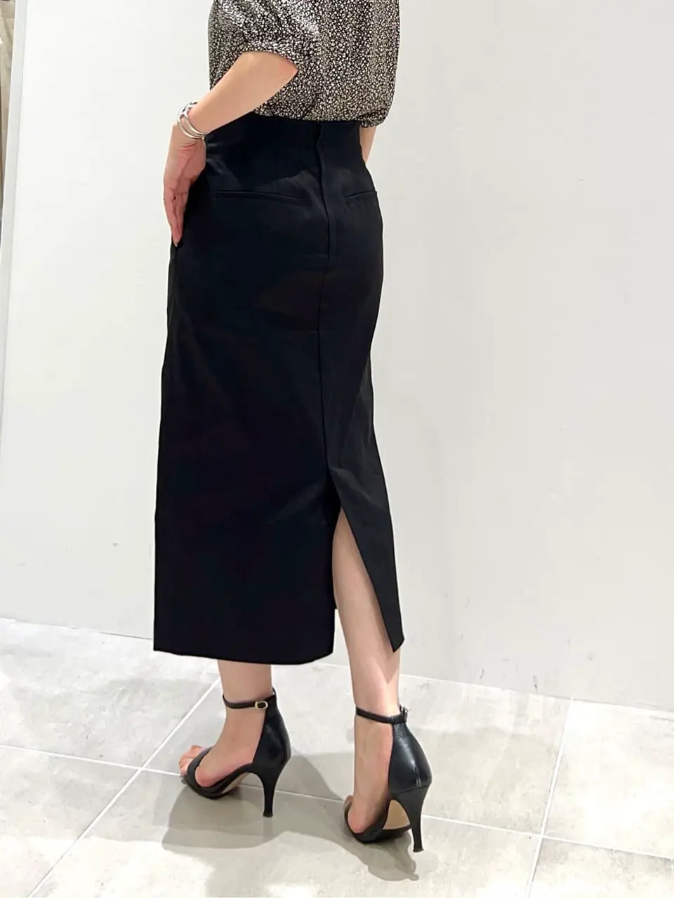 ONWARD CROSSET SELECT 市川 コーディネート画像