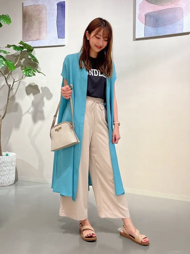  スタッフ コーディネート画像