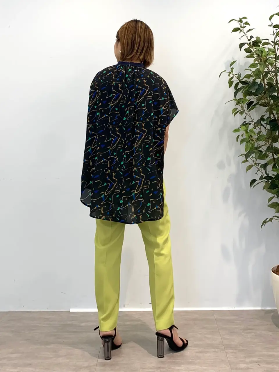 ONWARD CROSSET SELECT tomo コーディネート画像