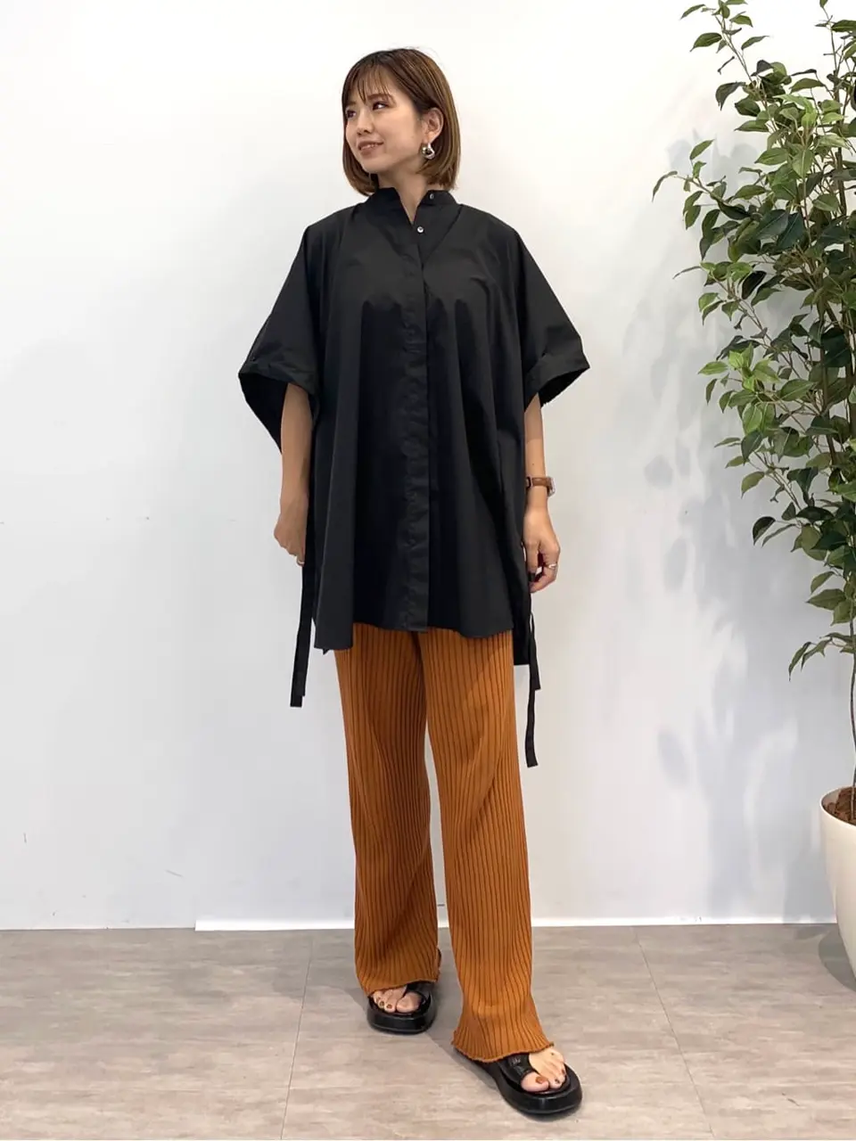  tomo コーディネート画像