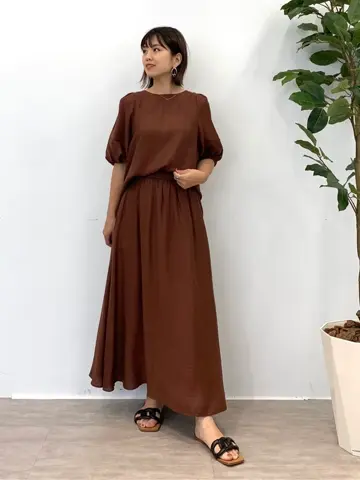 ONWARD CROSSET SELECT tomo コーディネート画像