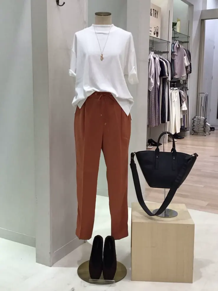 ONWARD CROSSET SELECT 横溝 コーディネート画像