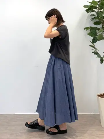 ONWARD CROSSET SELECT tomo コーディネート画像