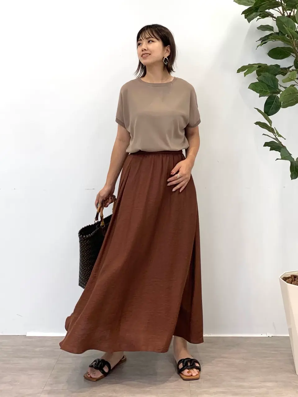  tomo コーディネート画像