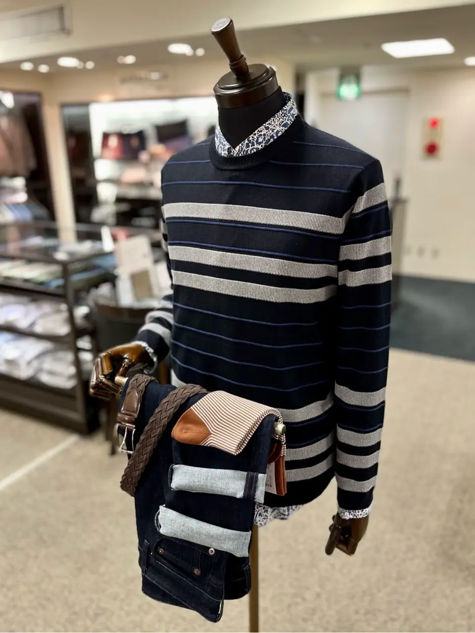 ONWARD CROSSET SELECT 小管 コーディネート画像