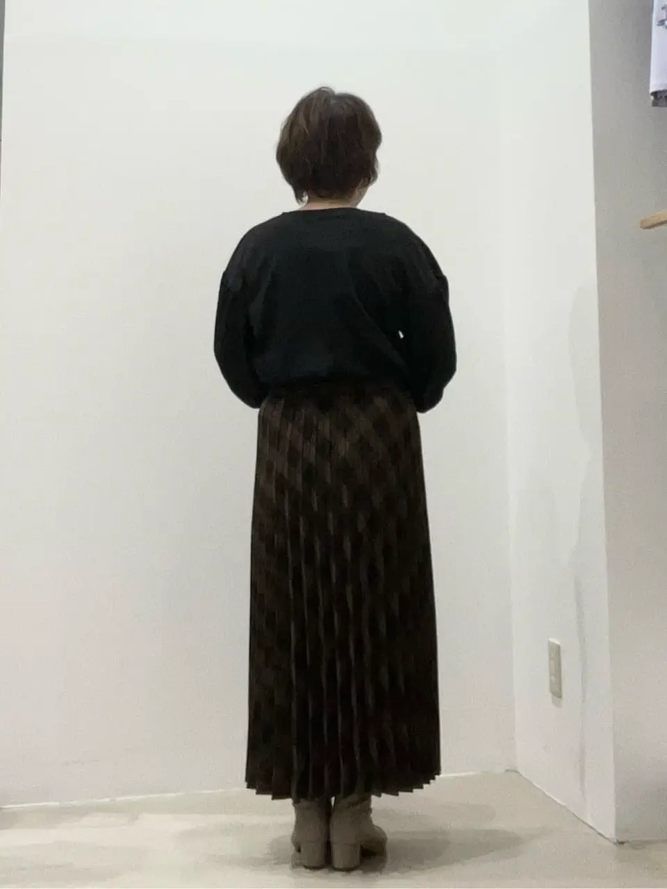 ONWARD CROSSET SELECT 吉田 コーディネート画像