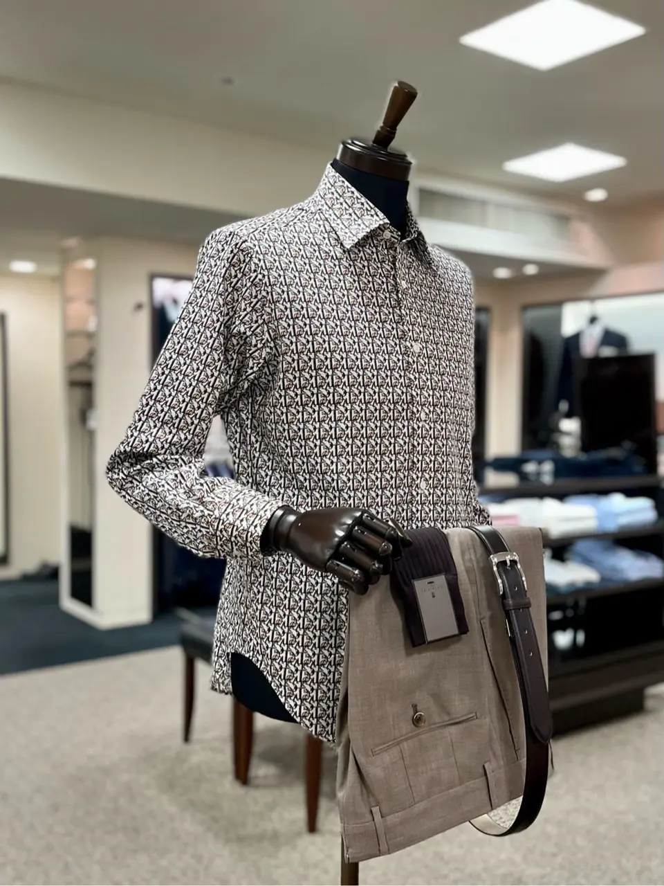 ONWARD CROSSET SELECT 小管 コーディネート画像