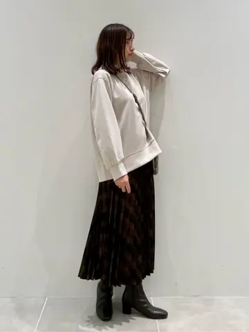 ONWARD CROSSET SELECT 金林 コーディネート画像