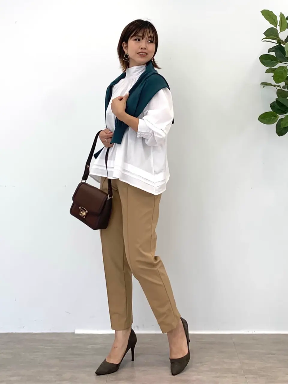  tomo コーディネート画像