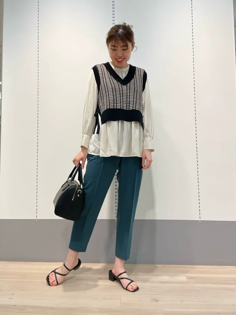 ONWARD CROSSET SELECT 古田(足立) コーディネート画像