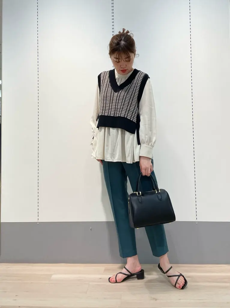 ONWARD CROSSET SELECT 古田(足立) コーディネート画像