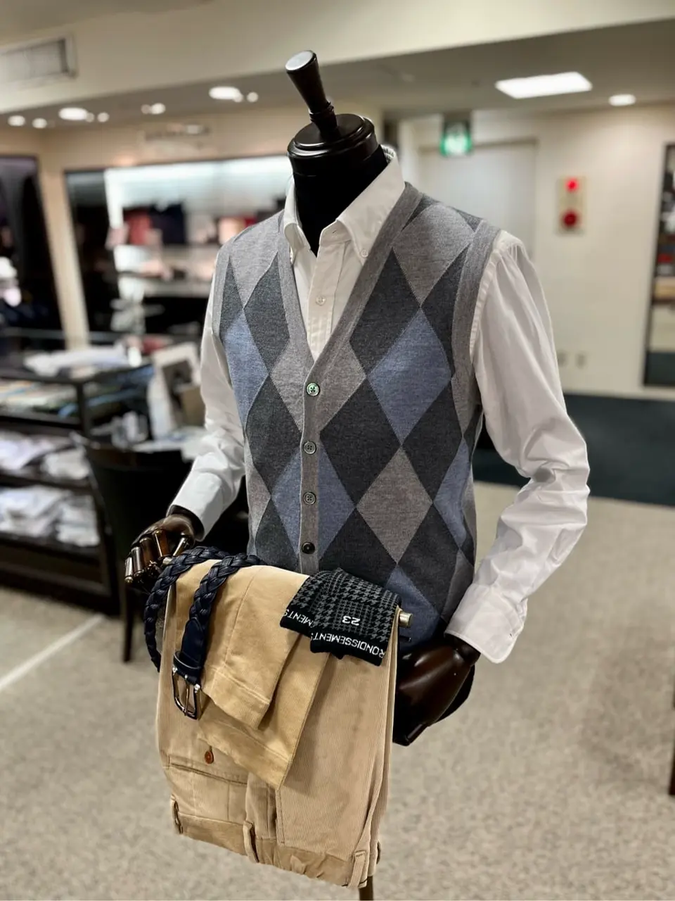 ONWARD CROSSET SELECT 小管 コーディネート画像