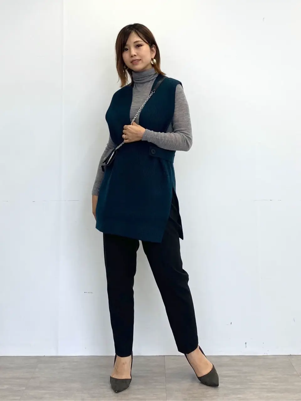  tomo コーディネート画像