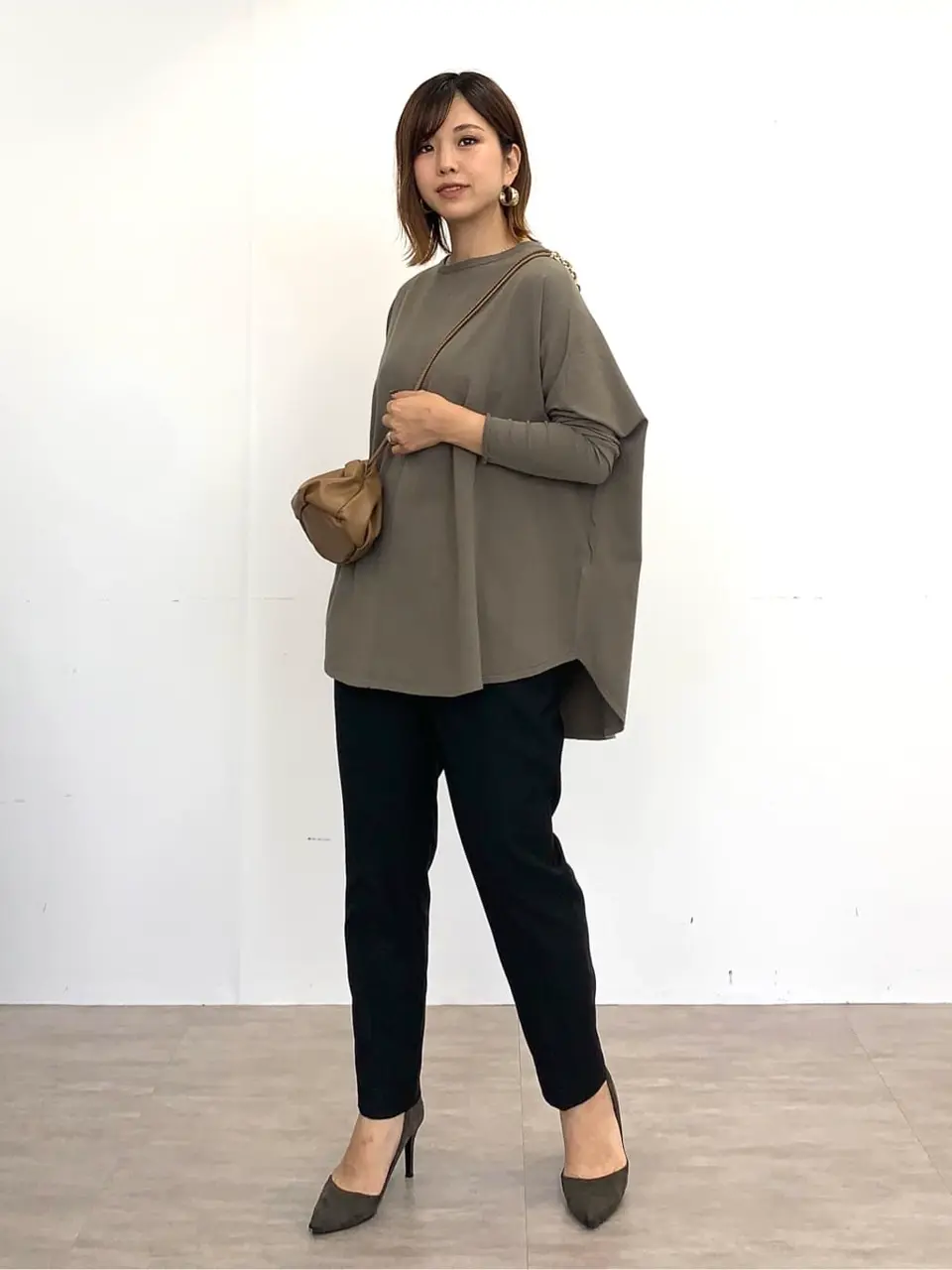  tomo コーディネート画像