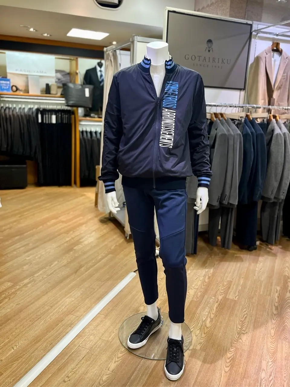 ONWARD CROSSET SELECT 小管 コーディネート画像