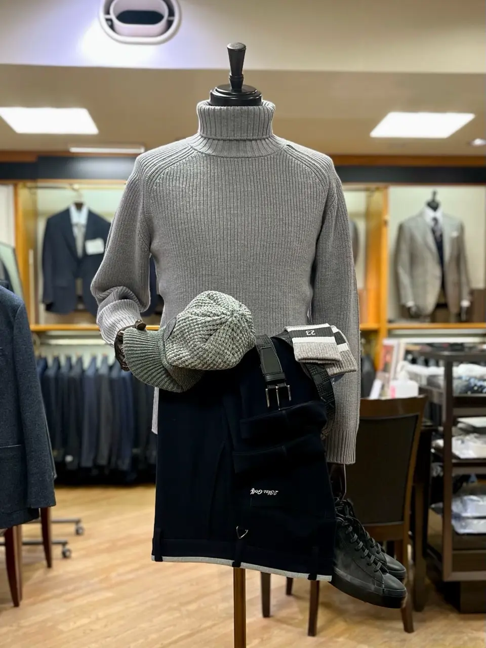 ONWARD CROSSET SELECT 小管 コーディネート画像