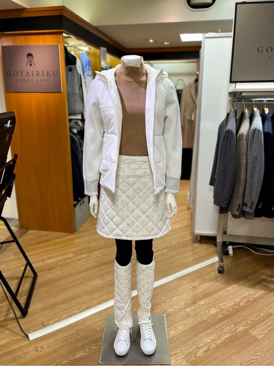 ONWARD CROSSET SELECT 小管 コーディネート画像