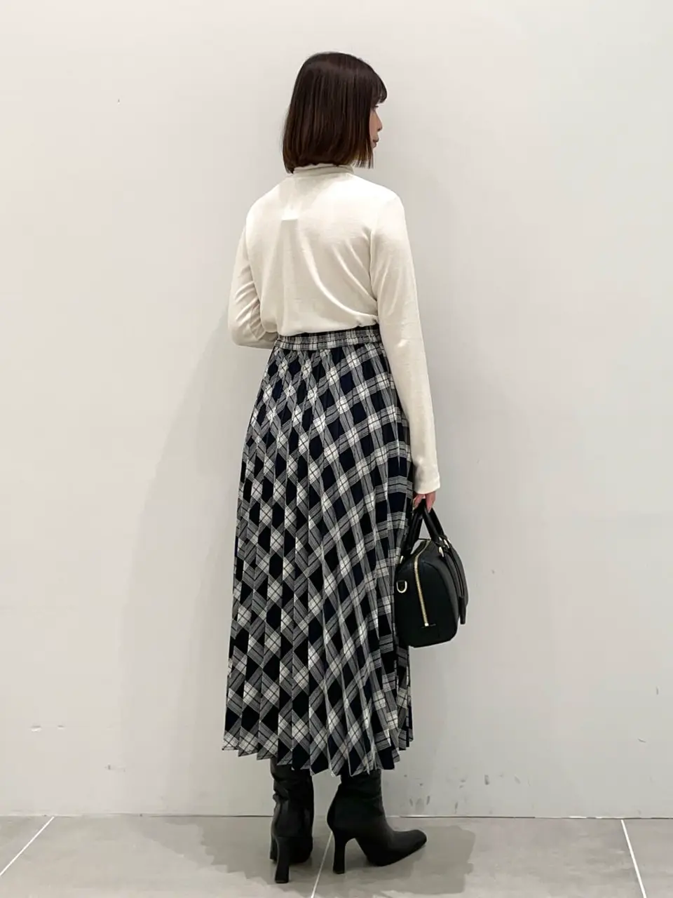 ONWARD CROSSET SELECT 市川 コーディネート画像