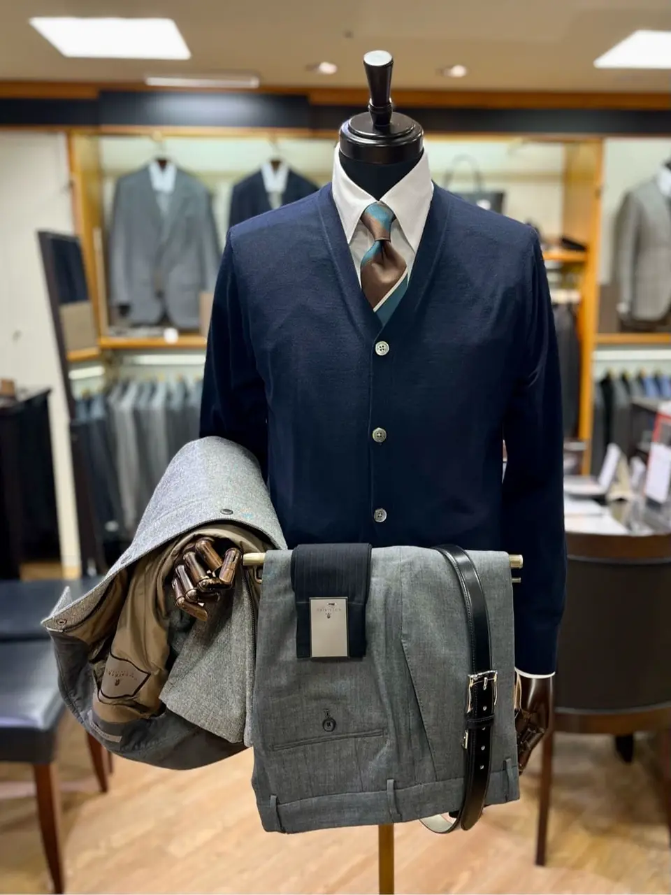 ONWARD CROSSET SELECT 小管 コーディネート画像