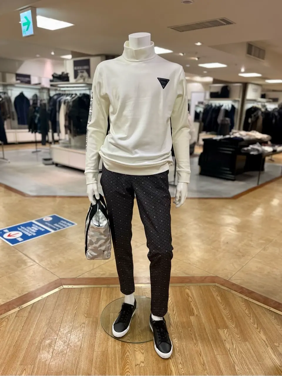 ONWARD CROSSET SELECT 小管 コーディネート画像