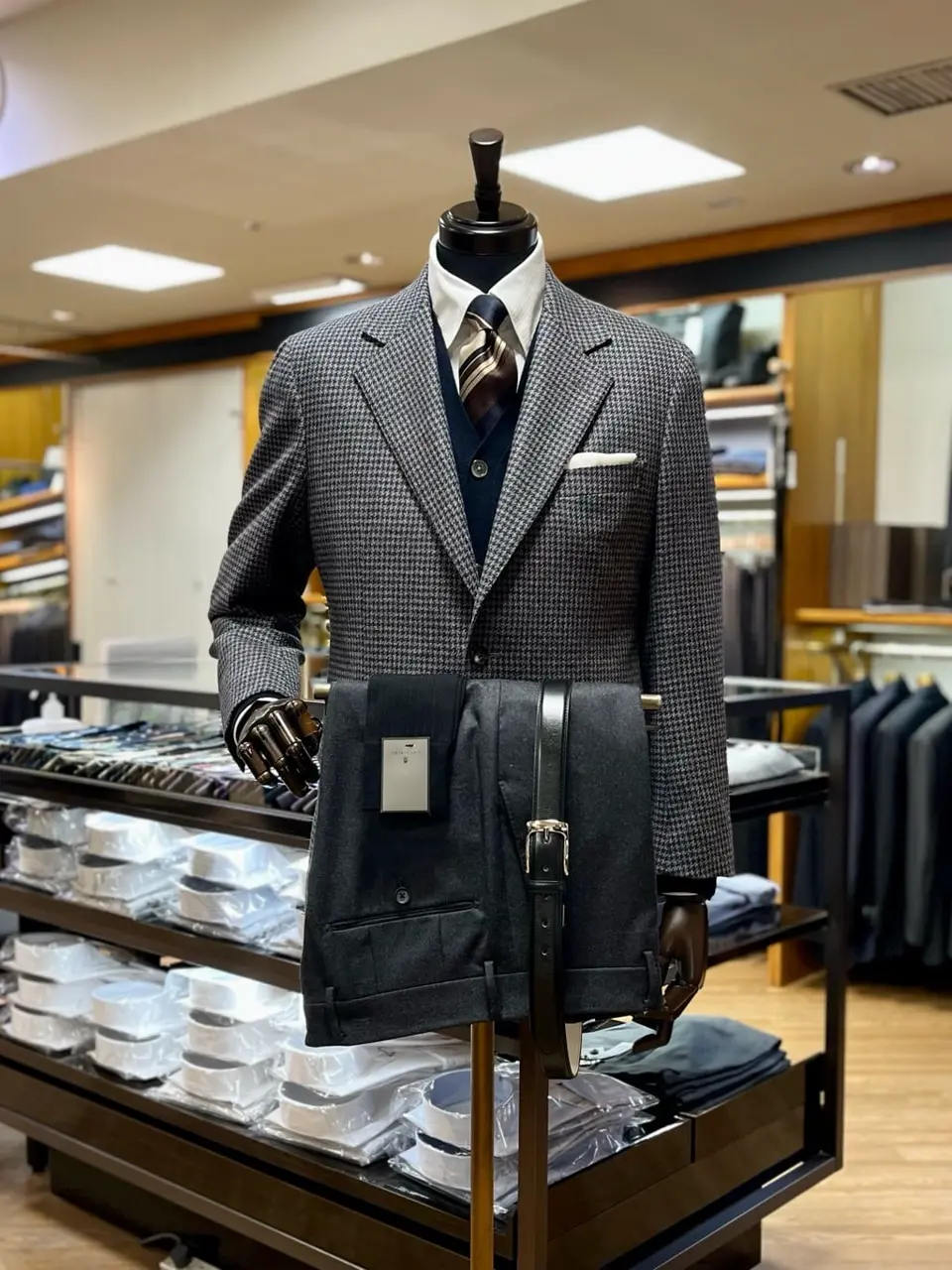 ONWARD CROSSET SELECT 小管 コーディネート画像