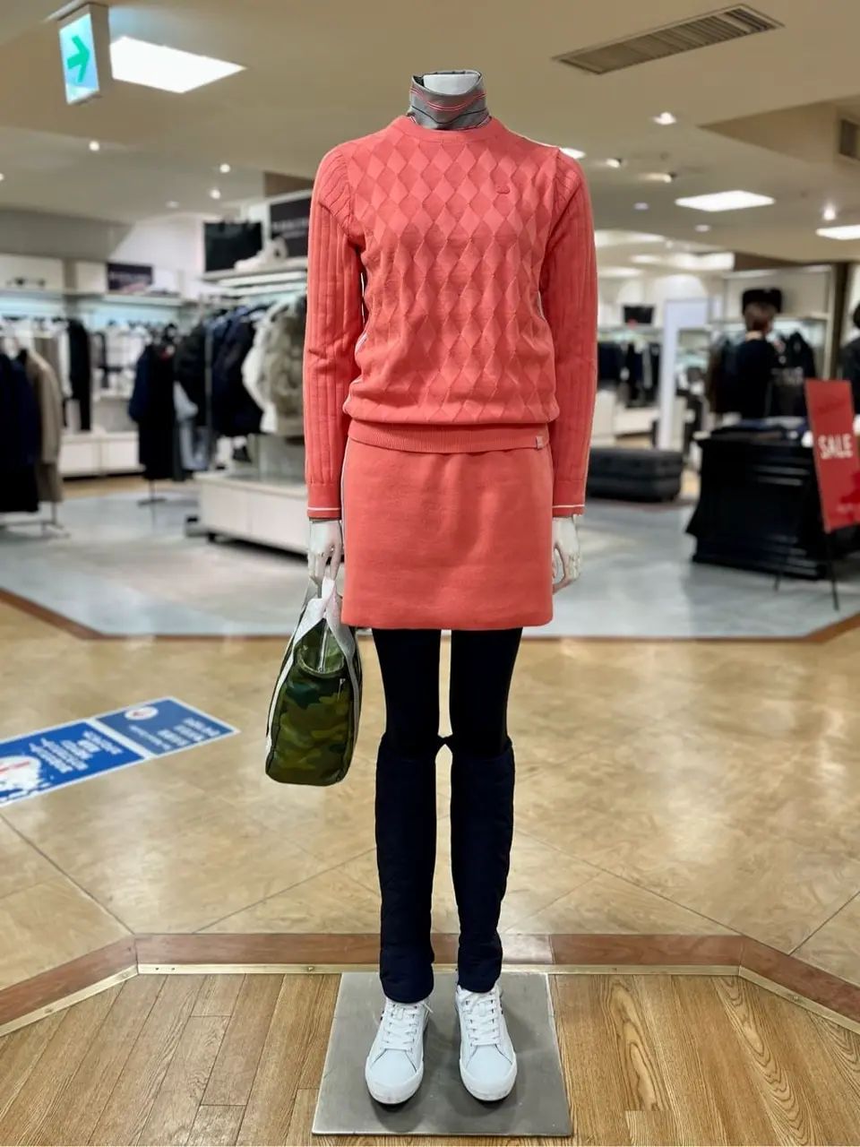 ONWARD CROSSET SELECT 小管 コーディネート画像