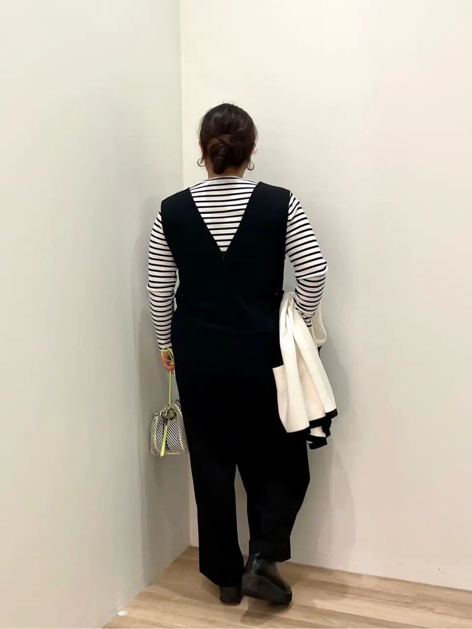 ONWARD CROSSET SELECT 伊藤 コーディネート画像