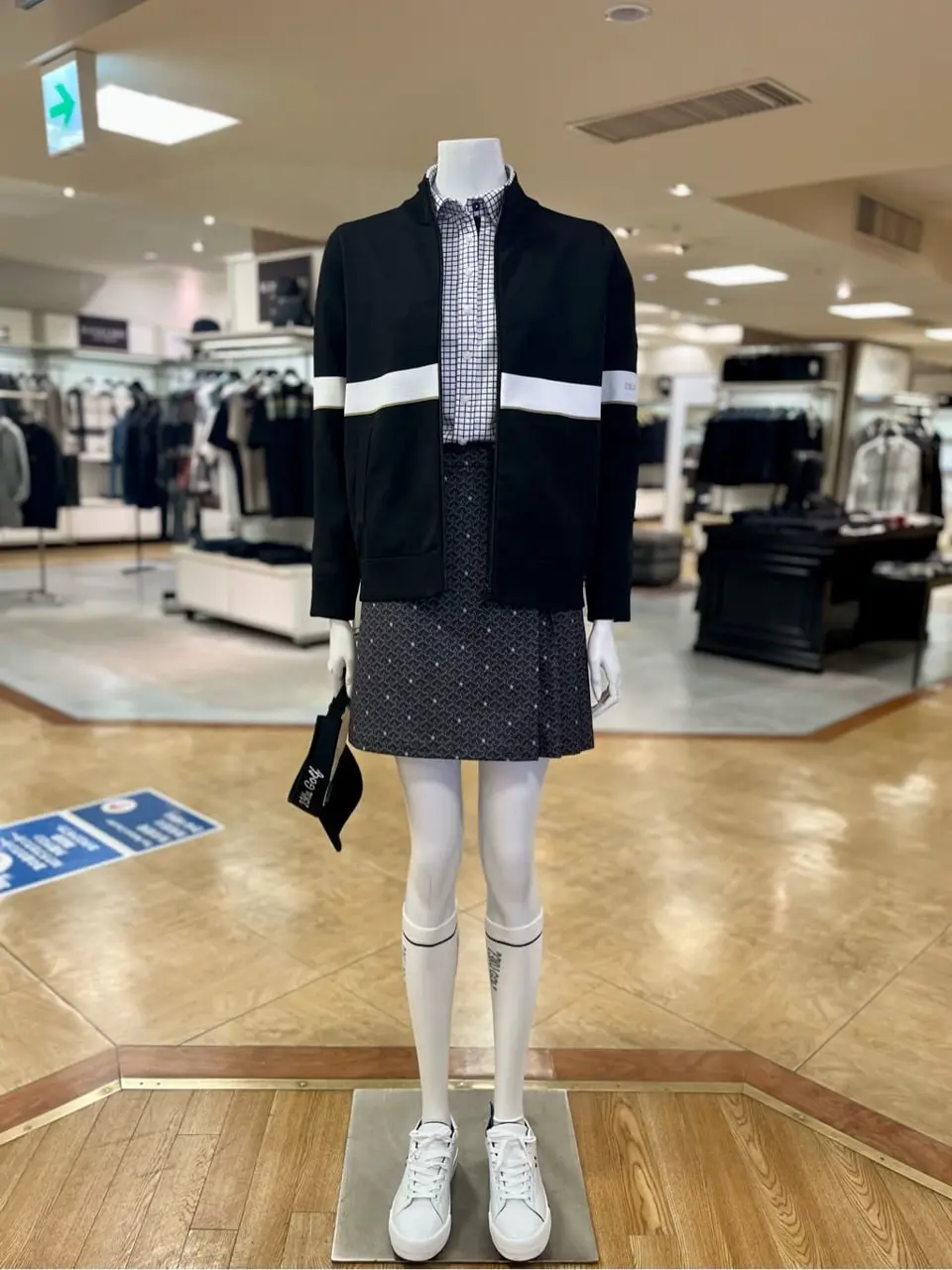 ONWARD CROSSET SELECT 小管 コーディネート画像