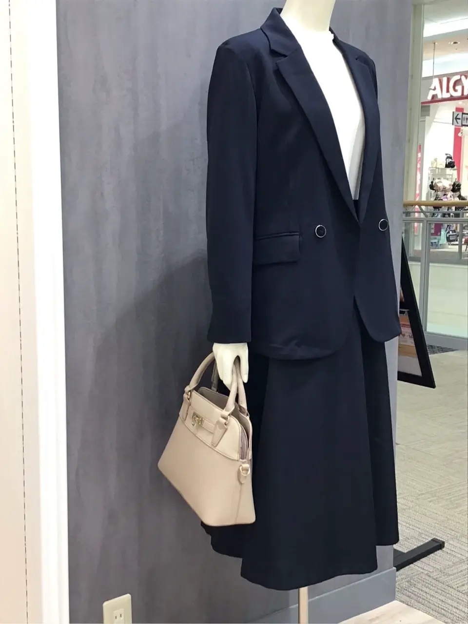 ONWARD CROSSET SELECT 布川 コーディネート画像