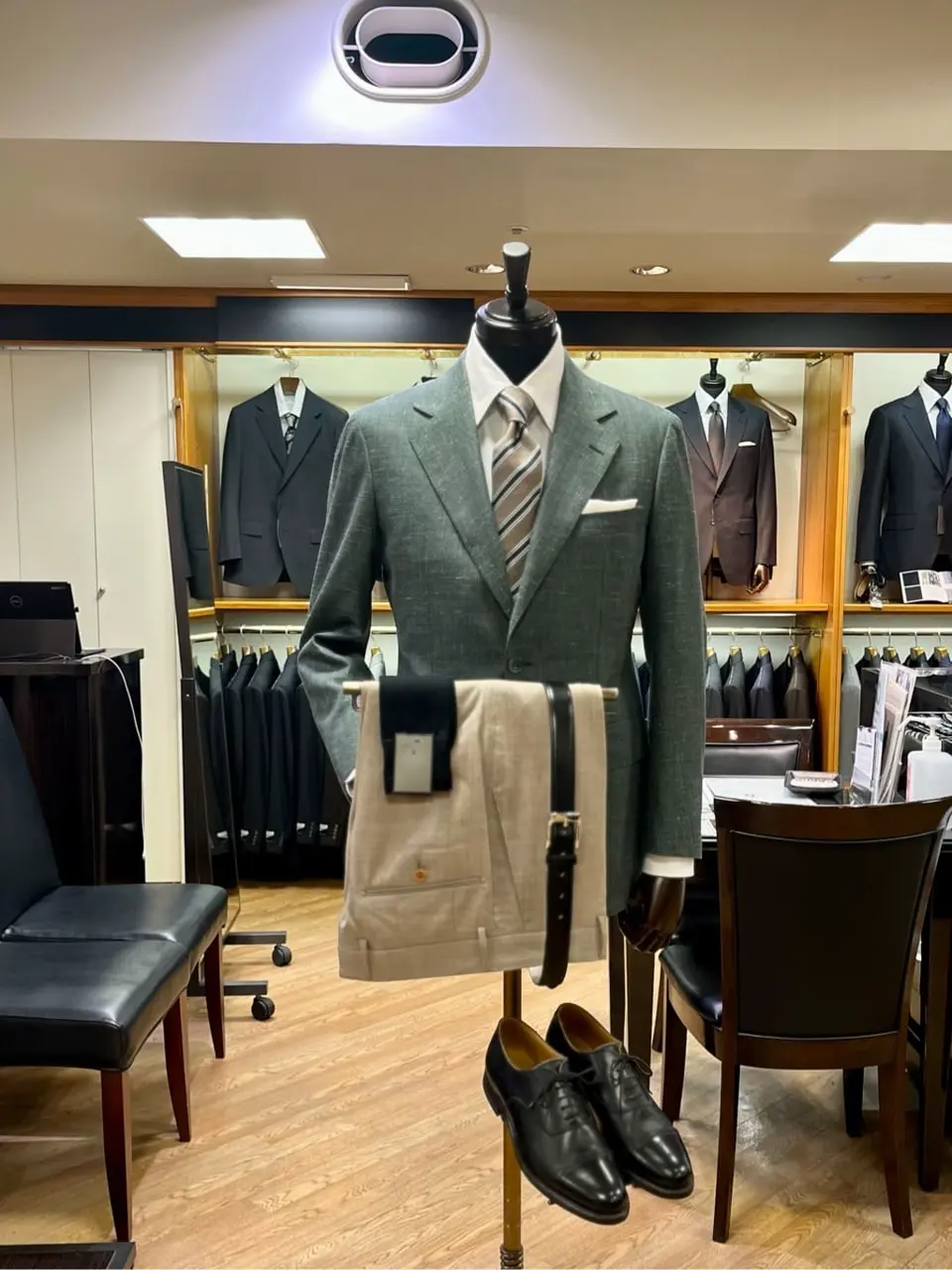 ONWARD CROSSET SELECT 小管 コーディネート画像