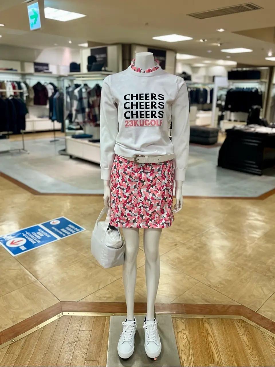 ONWARD CROSSET SELECT 小管 コーディネート画像