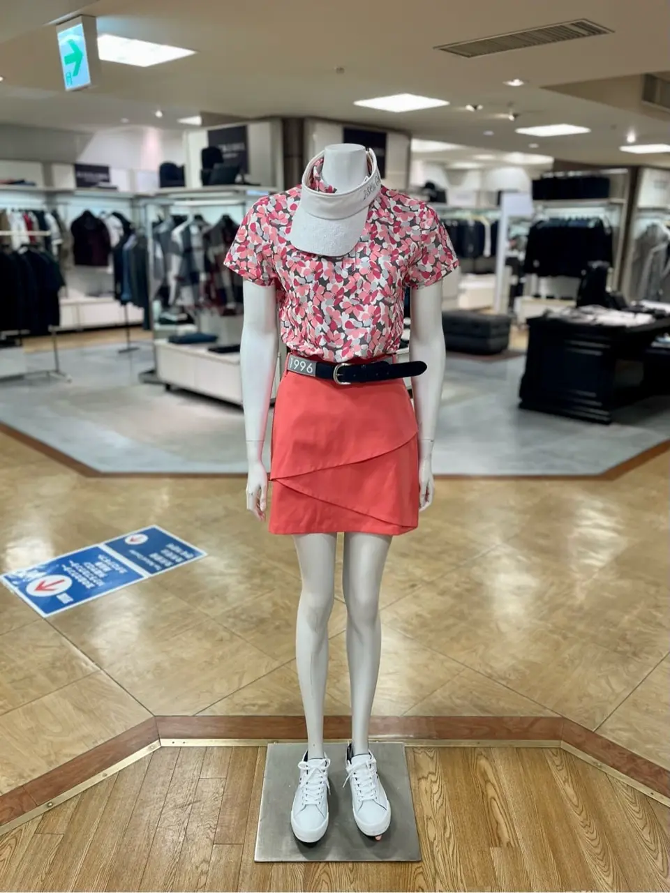 ONWARD CROSSET SELECT 小管 コーディネート画像