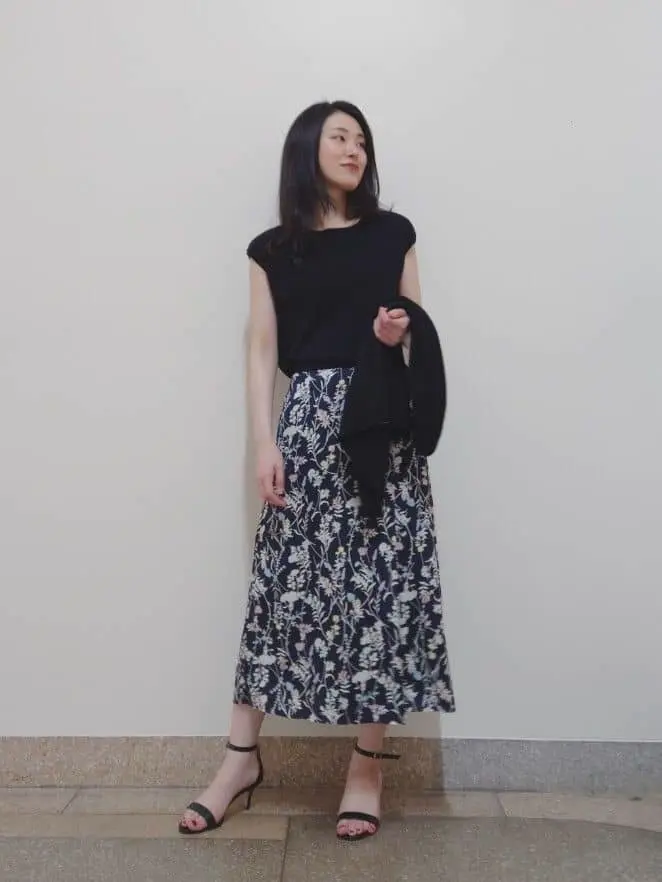  最上 コーディネート画像