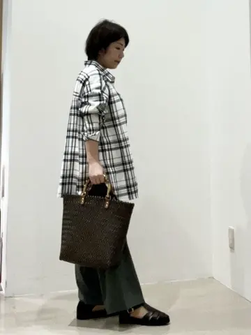 ONWARD CROSSET SELECT 吉田 コーディネート画像