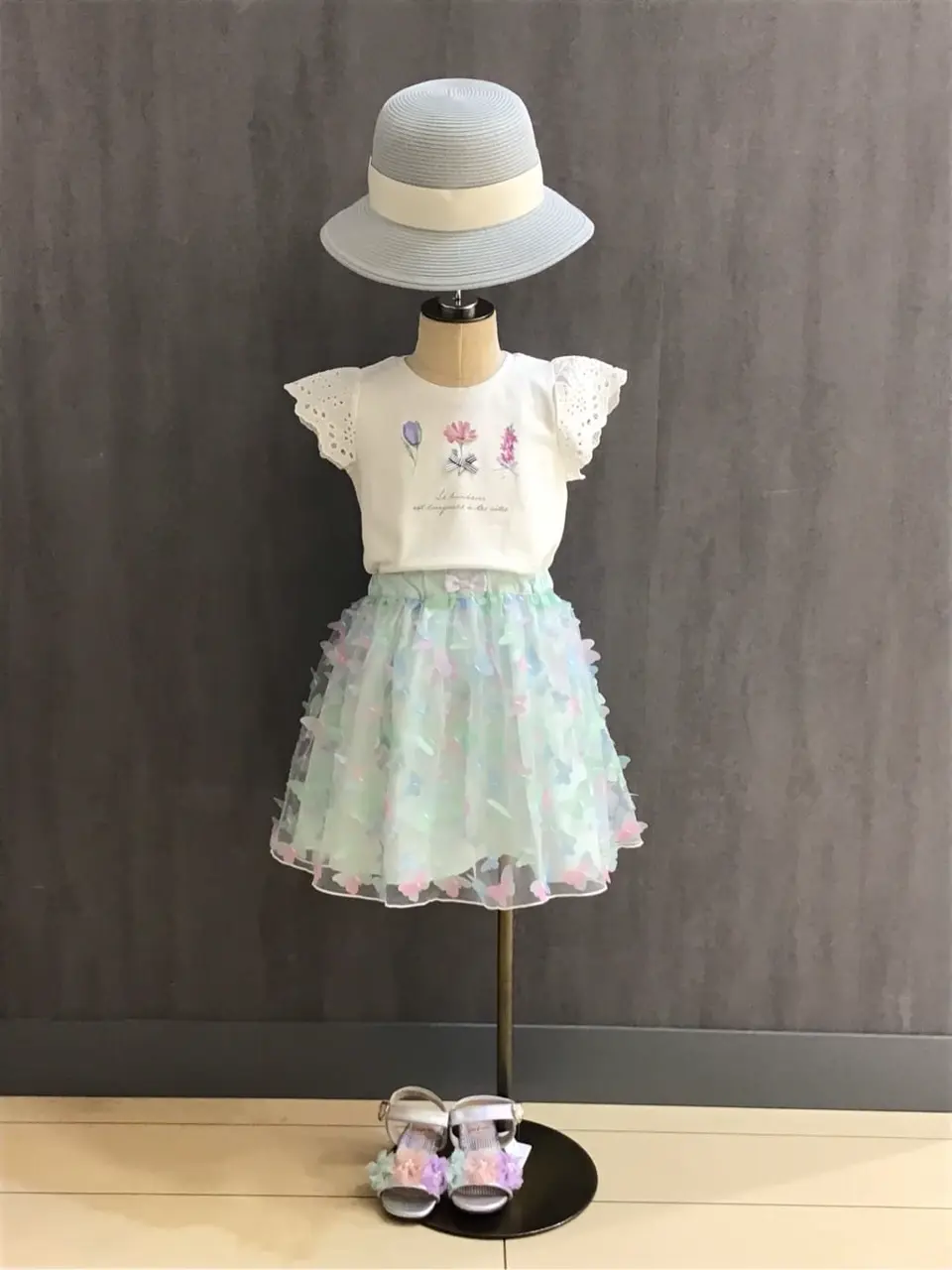  鈴木 コーディネート画像