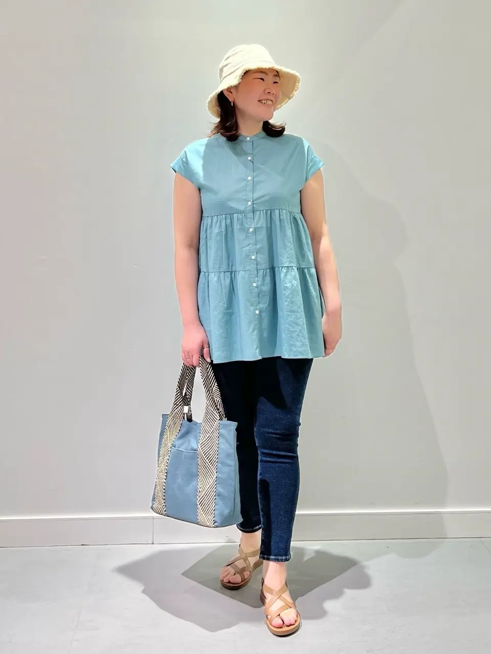  林 コーディネート画像