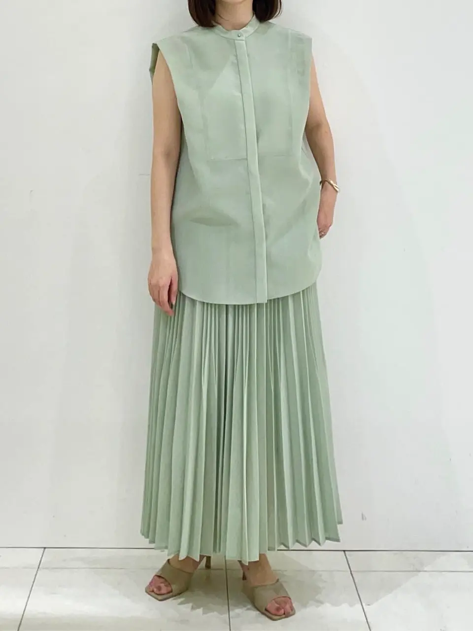 ONWARD CROSSET SELECT 市川 コーディネート画像