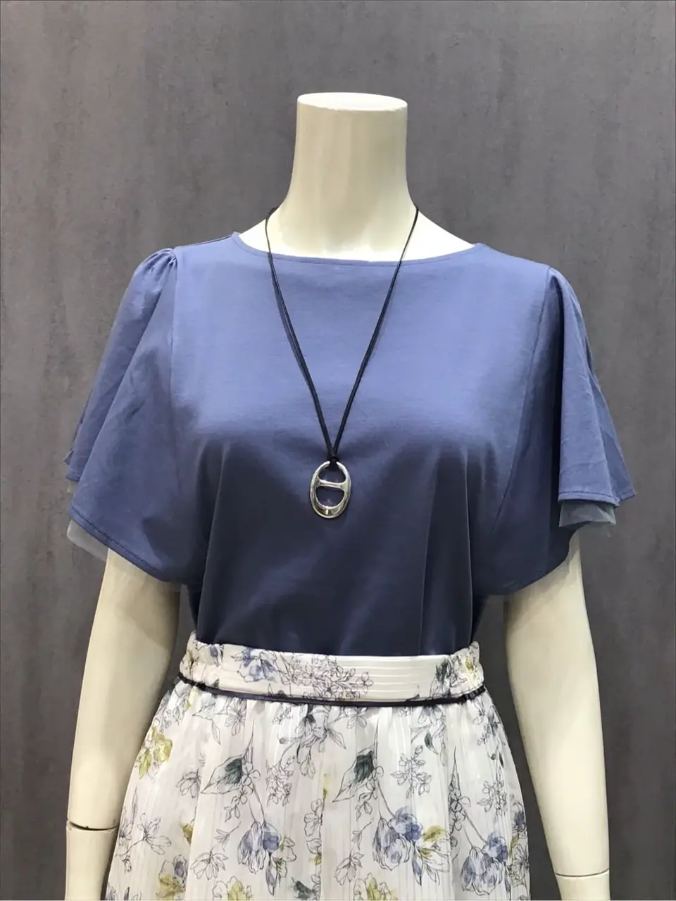 ONWARD CROSSET SELECT 布川 コーディネート画像