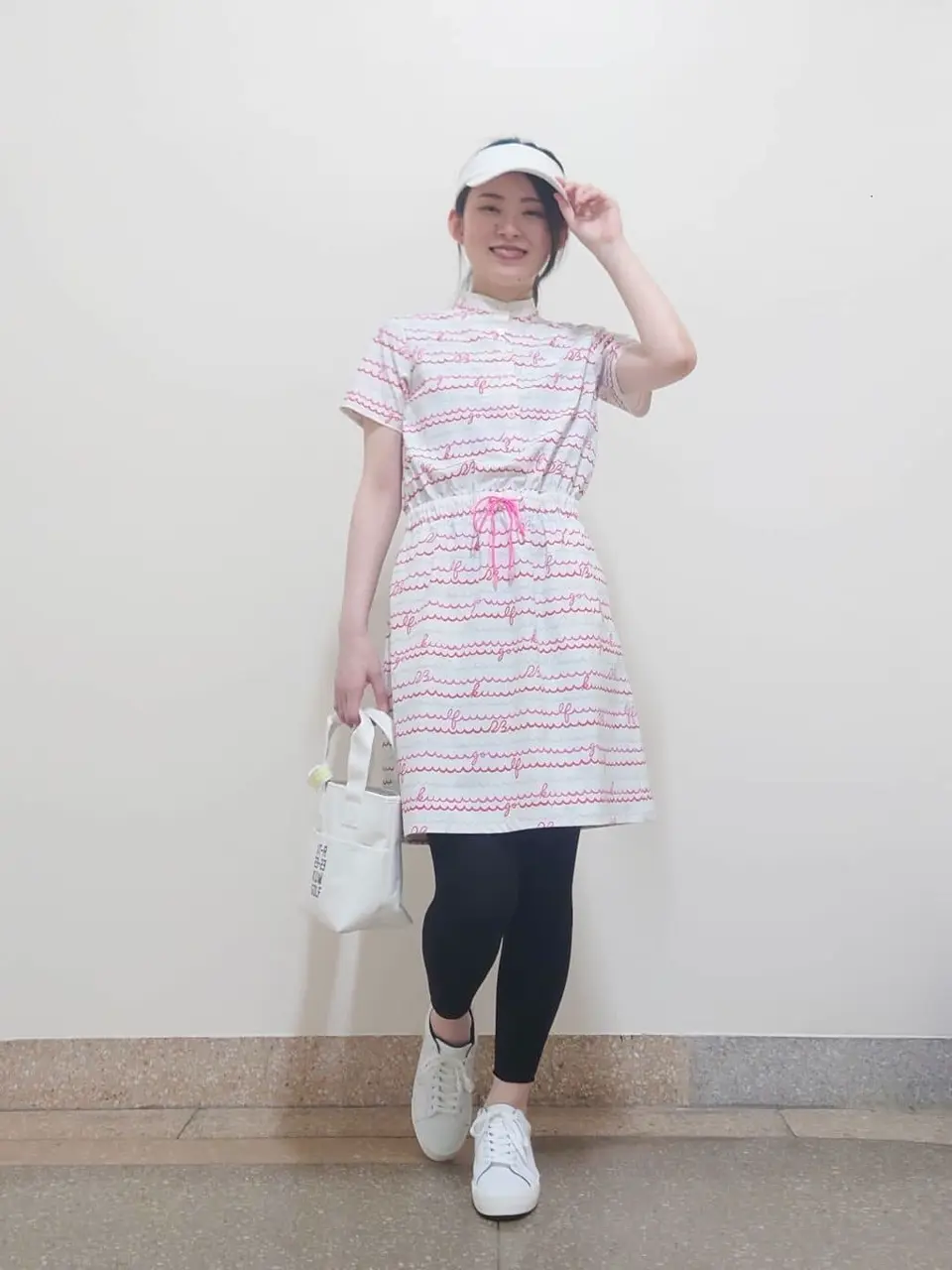  最上 コーディネート画像