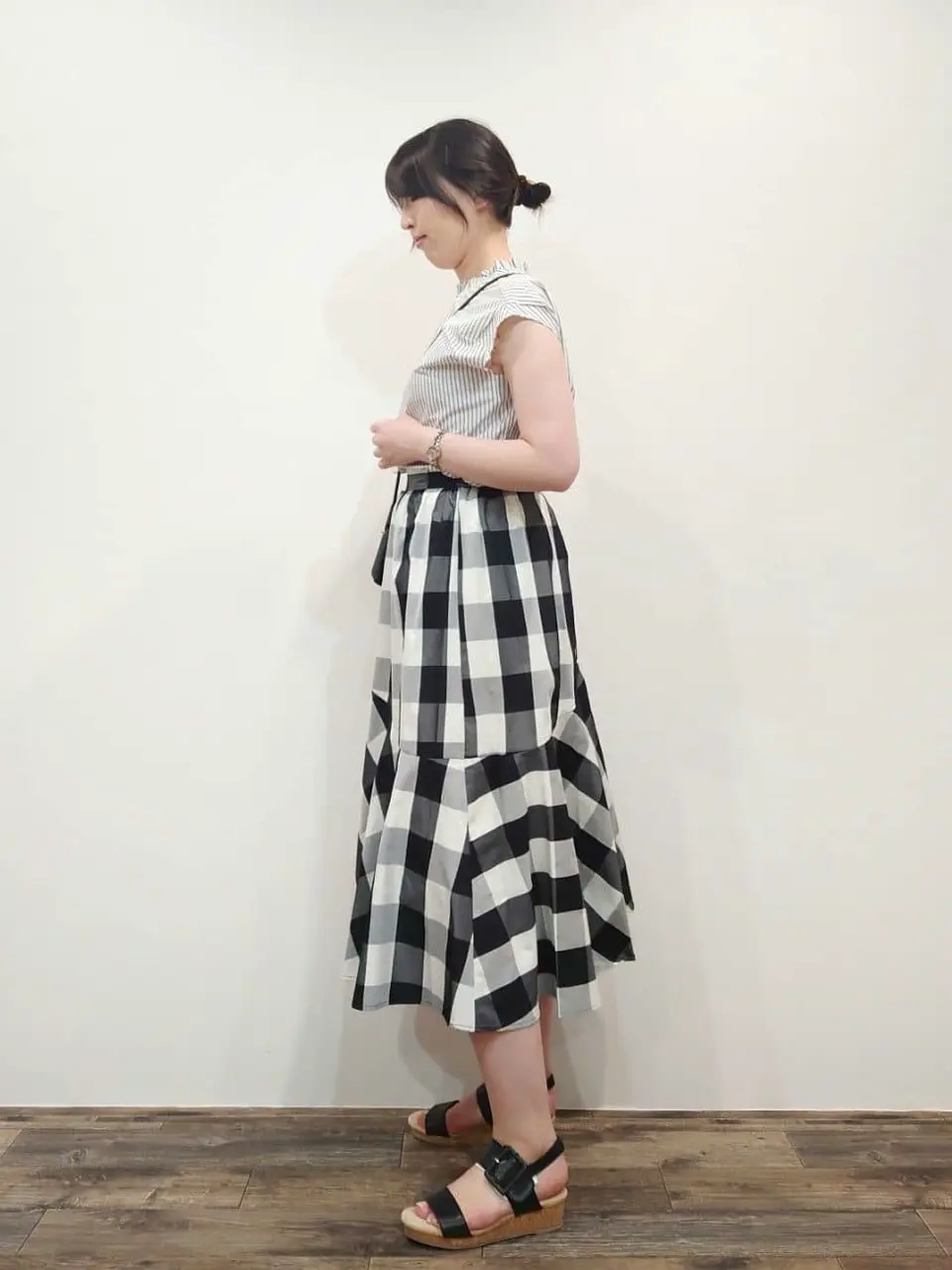 ONWARD CROSSET SELECT 岡 コーディネート画像