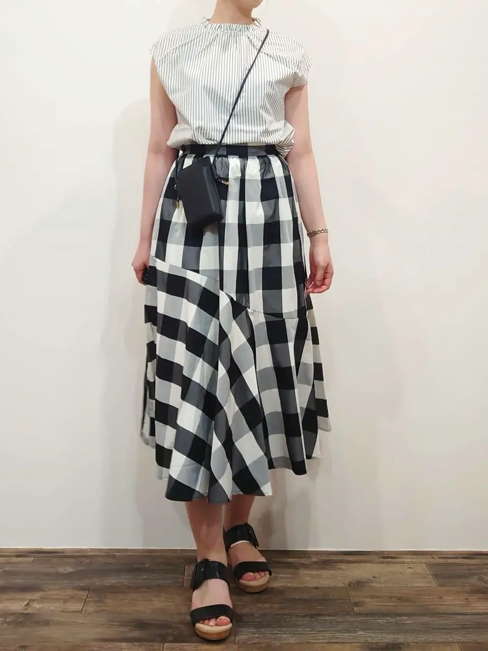 ONWARD CROSSET SELECT 岡 コーディネート画像