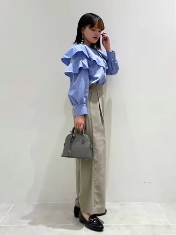 ONWARD CROSSET SELECT erika コーディネート画像