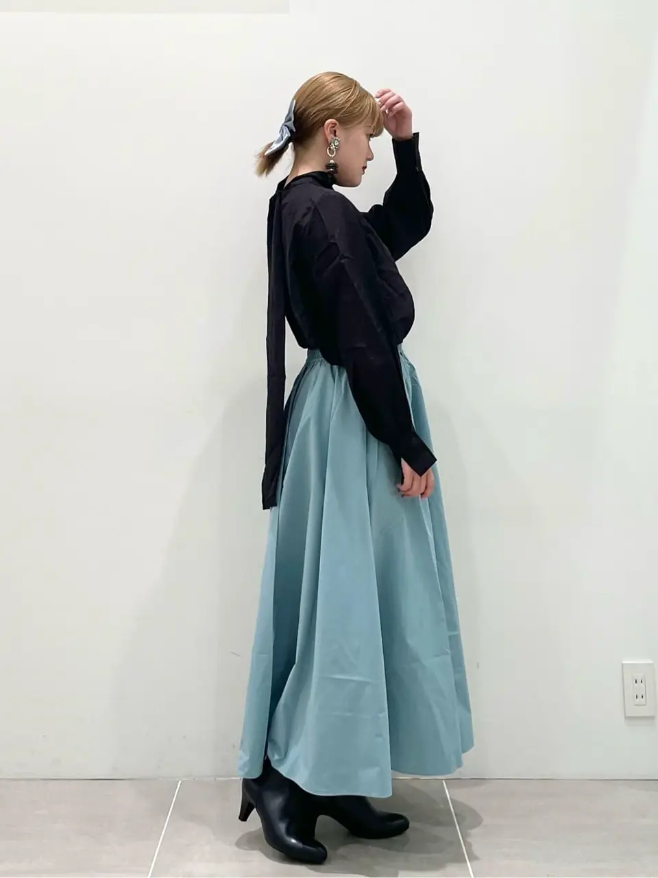 ONWARD CROSSET SELECT erika コーディネート画像