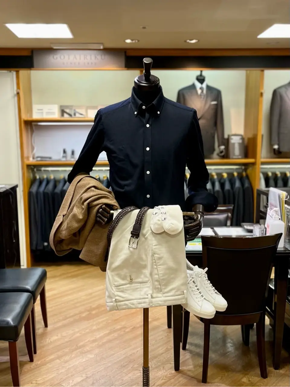 ONWARD CROSSET SELECT 小管 コーディネート画像