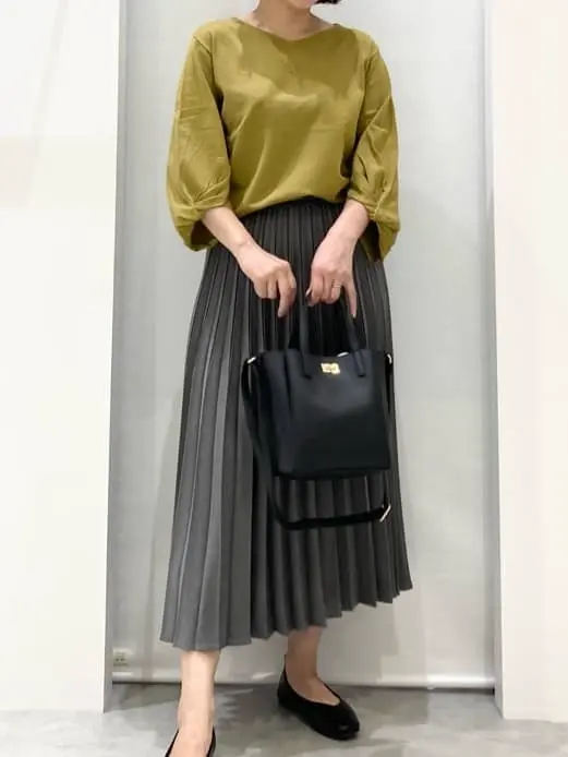 ONWARD CROSSET SELECT 横田 コーディネート画像