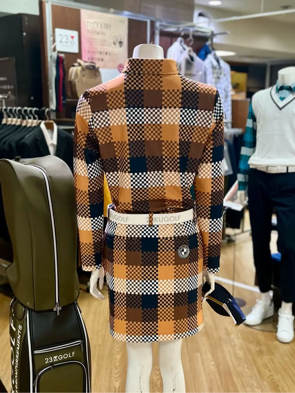 ONWARD CROSSET SELECT 小管 コーディネート画像