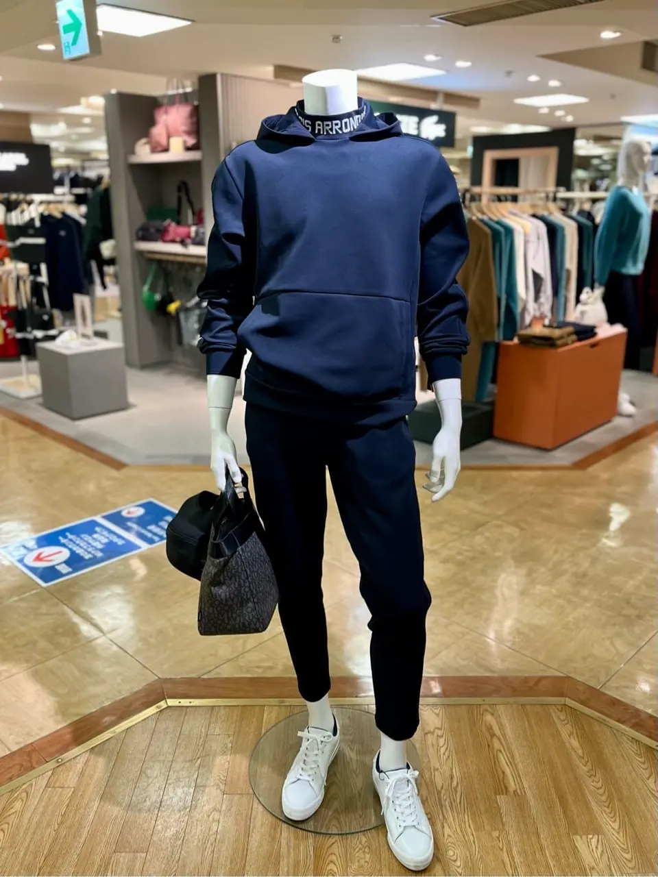 ONWARD CROSSET SELECT 小管 コーディネート画像