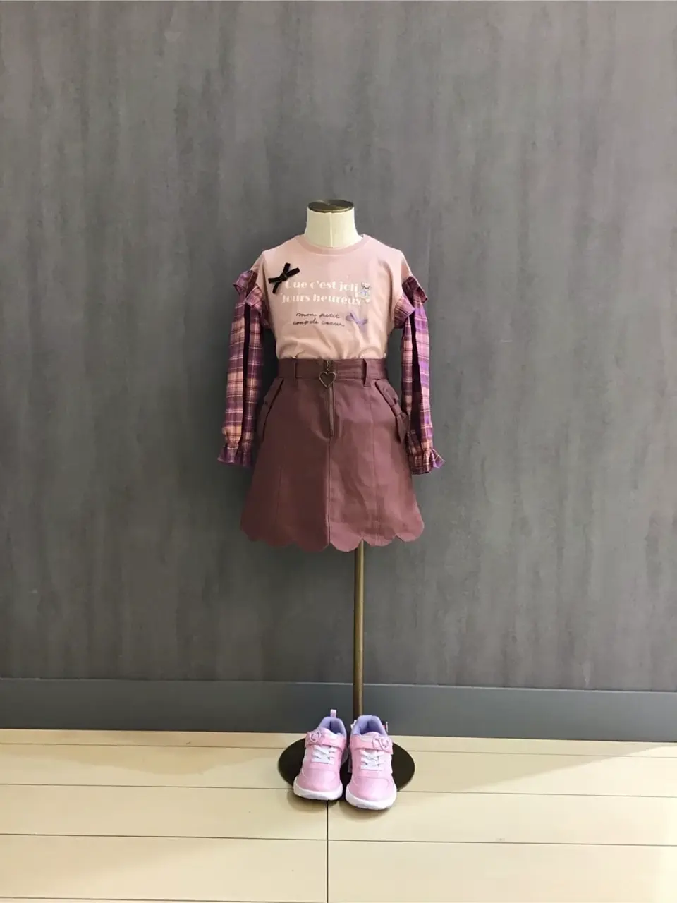  鈴木 コーディネート画像