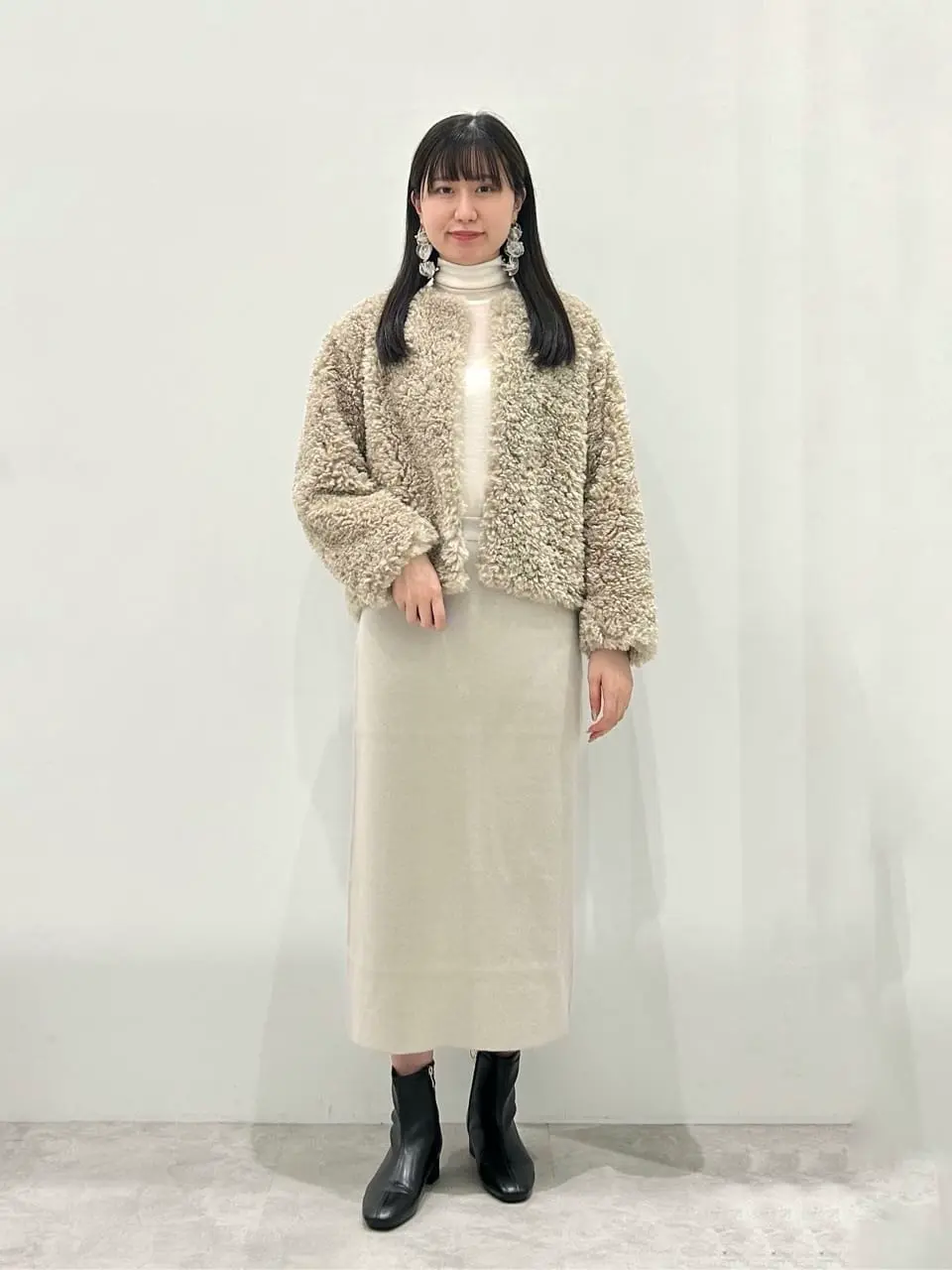  畦地  コーディネート画像