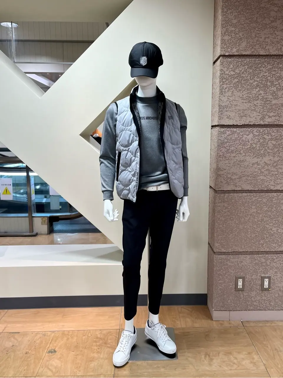 ONWARD CROSSET SELECT 小管 コーディネート画像